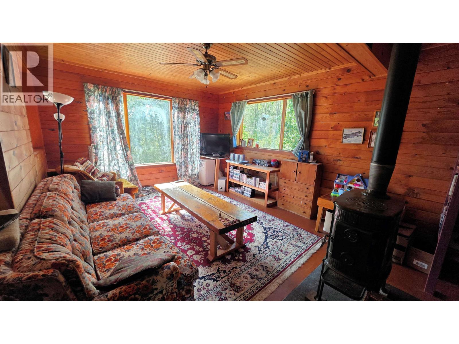 18189 GRANTHAM ROAD, Telkwa