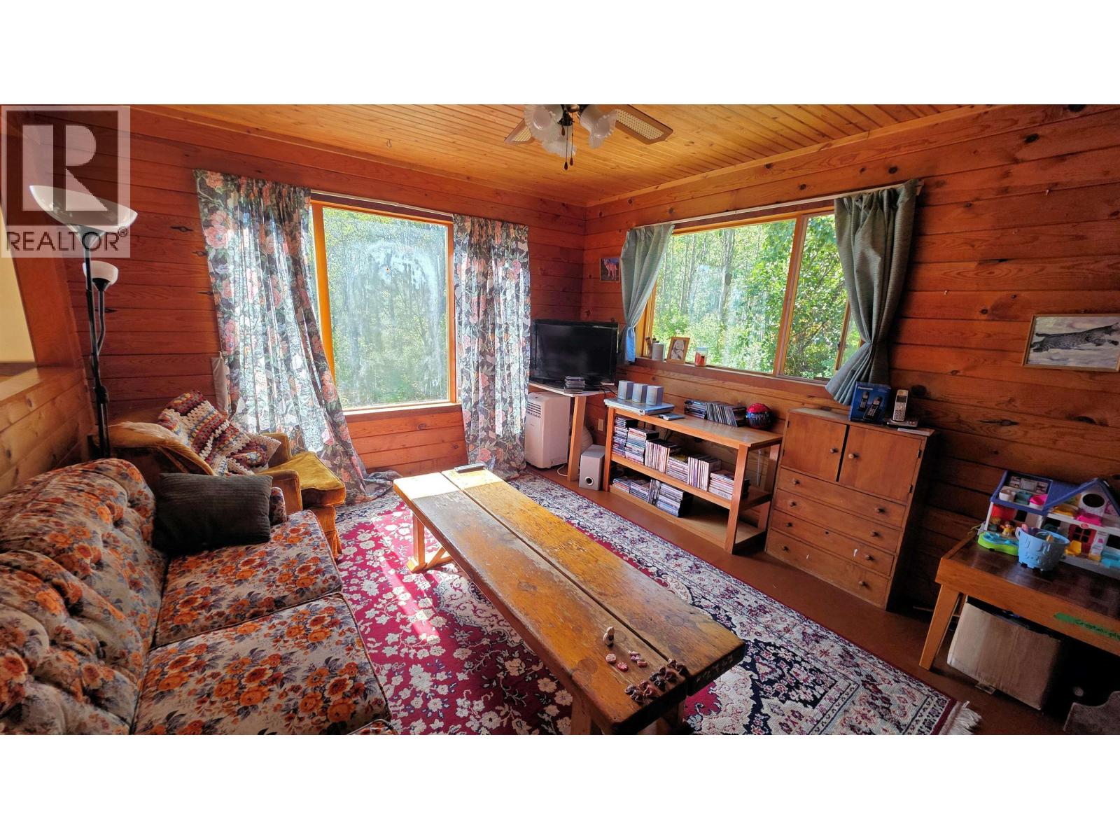 18189 GRANTHAM ROAD, Telkwa