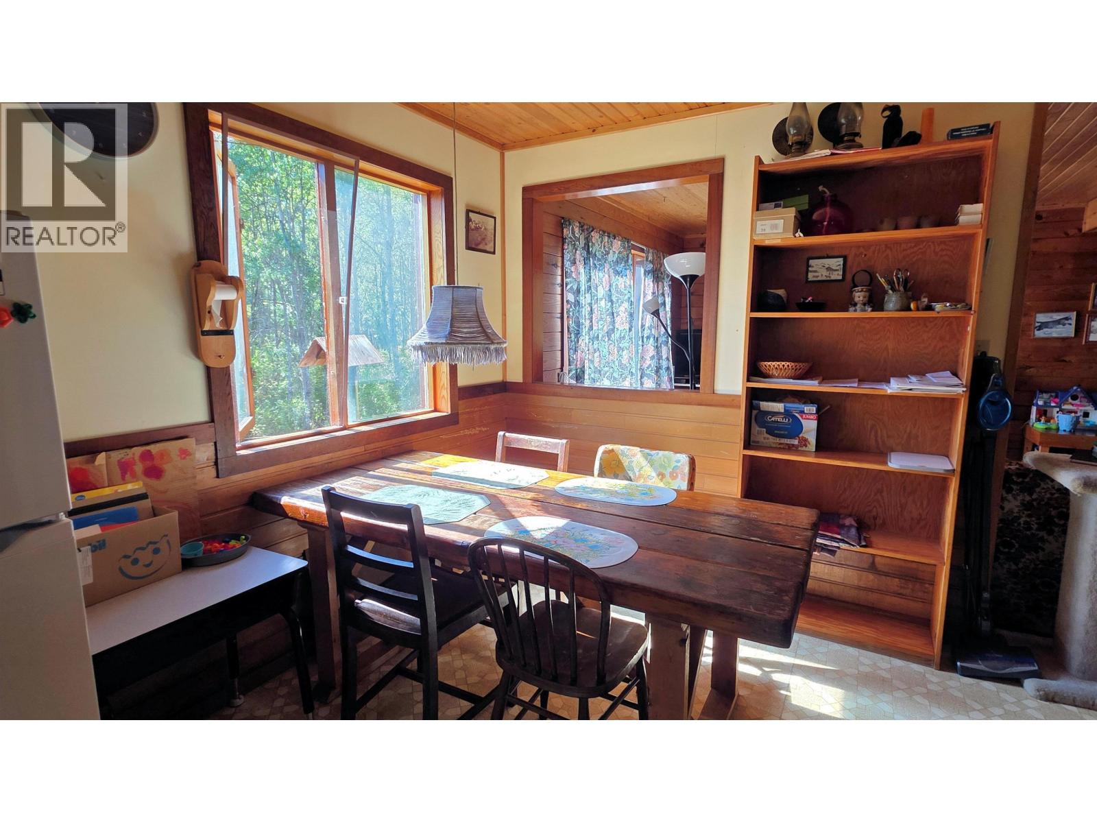 18189 GRANTHAM ROAD, Telkwa