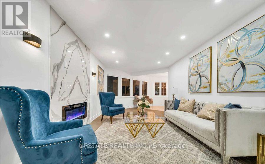 Photo 13 of 70 Pleasant Valley Place, Brampton ON