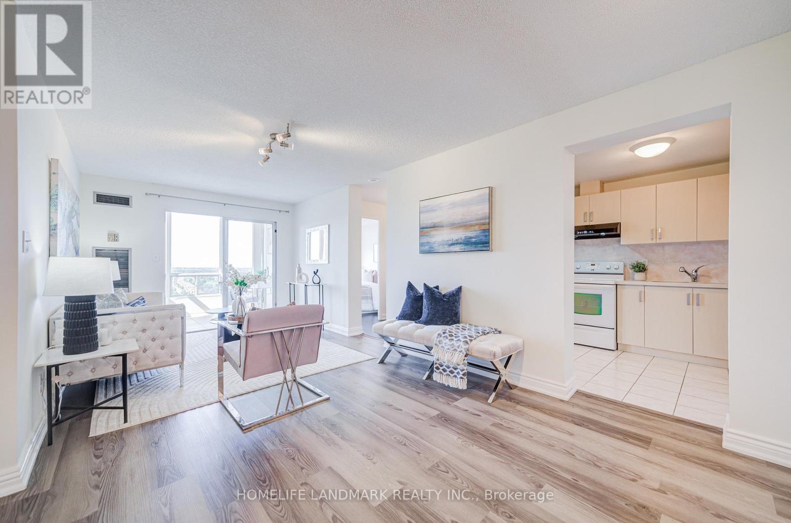 Photo 9 of 2306 155 Hillcrest Avenue, Mississauga ON
