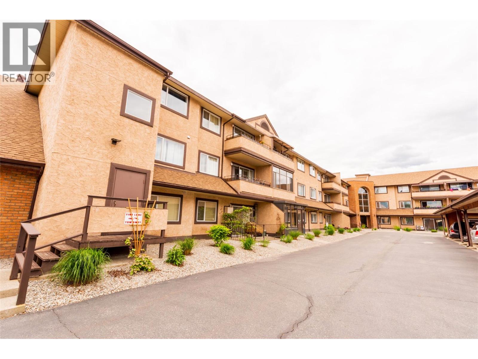 337 MCKINNEY Road Unit# 111, Oliver