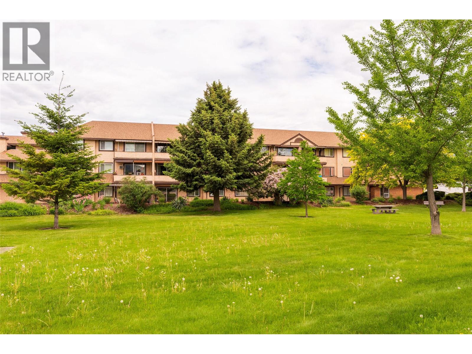337 MCKINNEY Road Unit# 111, Oliver