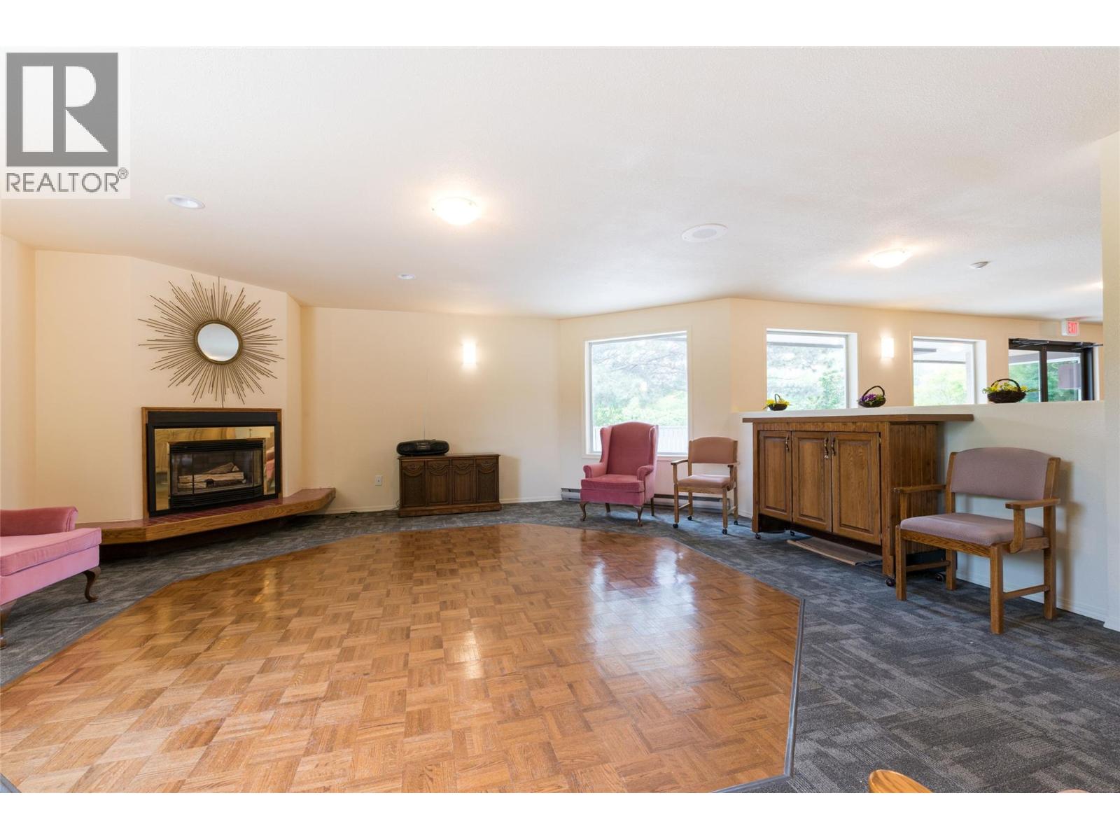 337 MCKINNEY Road Unit# 111, Oliver