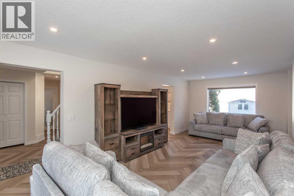 10 Pickwick Lane, Lacombe