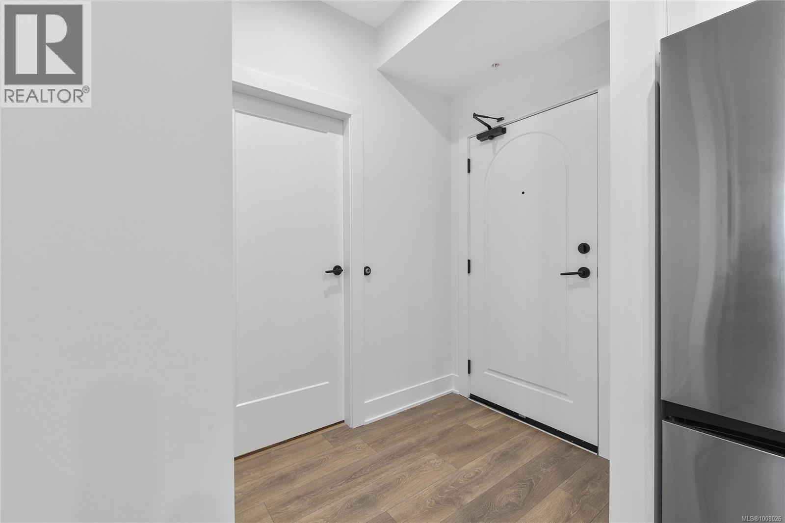 Photo 19 of 303 1110 Samar Cres, Langford BC