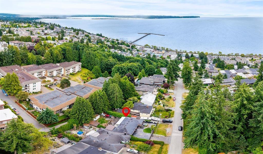 Photo 10 of 1360 Everall Street, White Rock BC