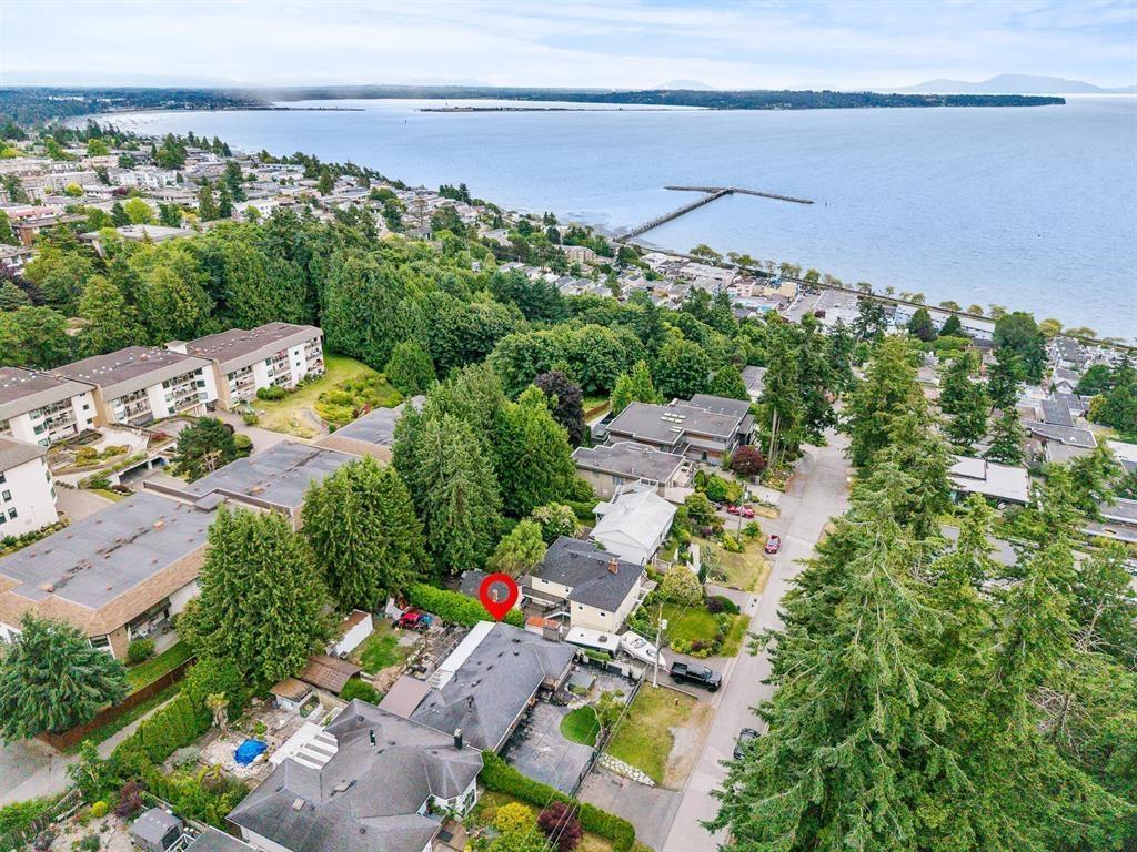 Photo 13 of 1360 Everall Street, White Rock BC