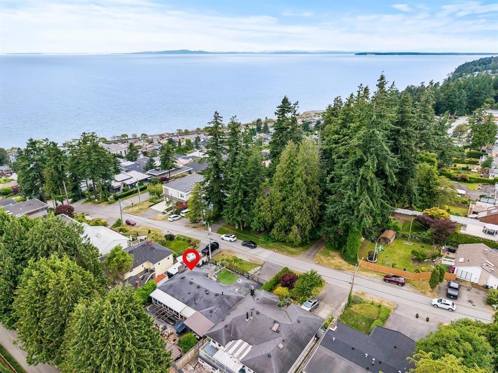 Photo 12 of 1360 Everall Street, White Rock BC