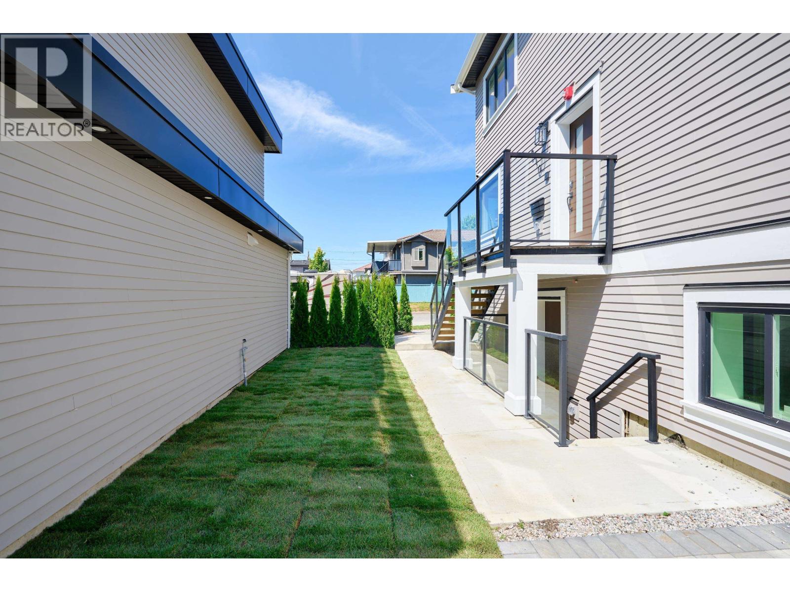 Photo 20 of 810 E 51st Avenue, Vancouver BC
