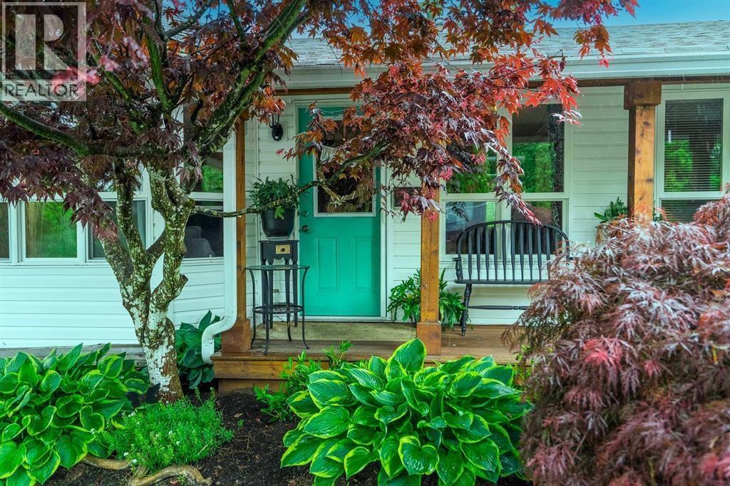 Photo 6 of 24985 Dewdney Trunk Road, Maple Ridge BC