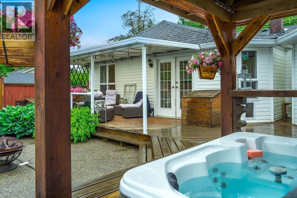 Photo 31 of 24985 Dewdney Trunk Road, Maple Ridge BC