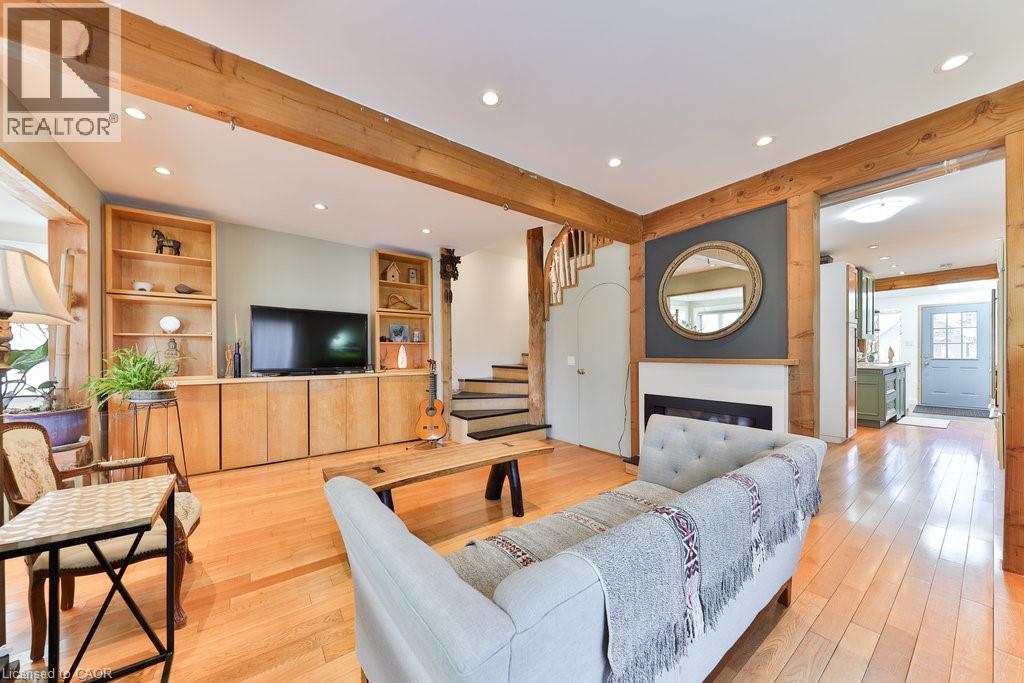 Photo 10 of 39 Twenty Fourth Street, Etobicoke ON