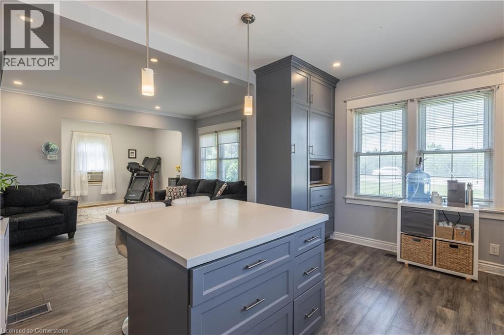 Photo 8 of 649 Lakeshore Road, Niagaraonthelake ON