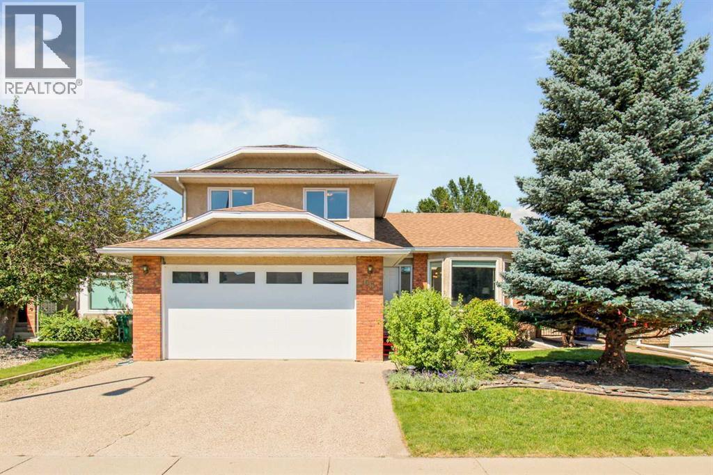 Photo 1 of 66 Edgewood Crescent W, Lethbridge AB