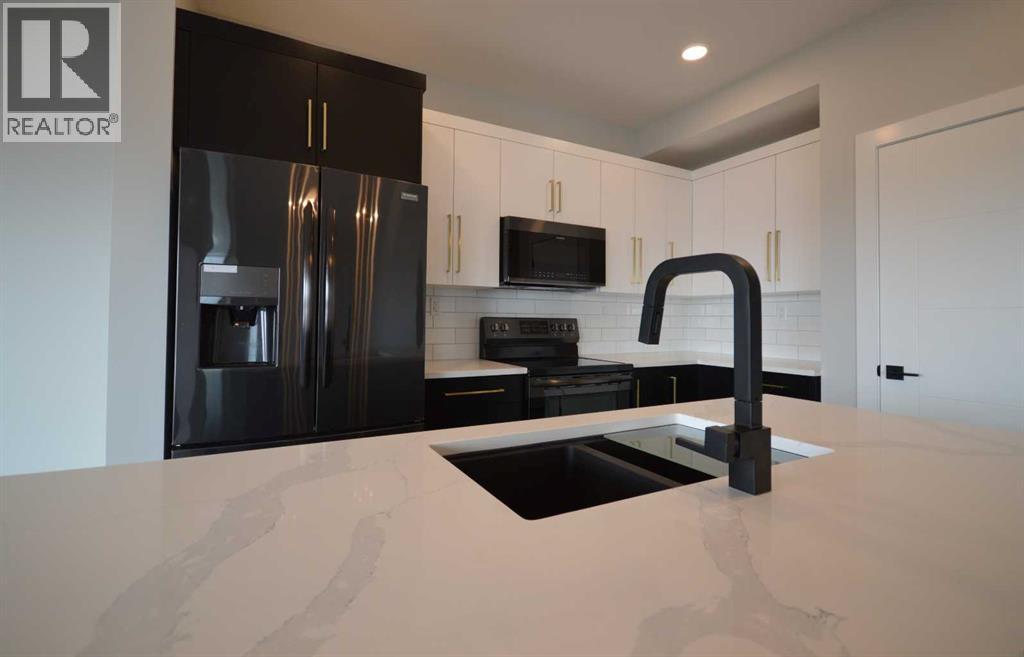 5836 Maple Cresent, Innisfail
