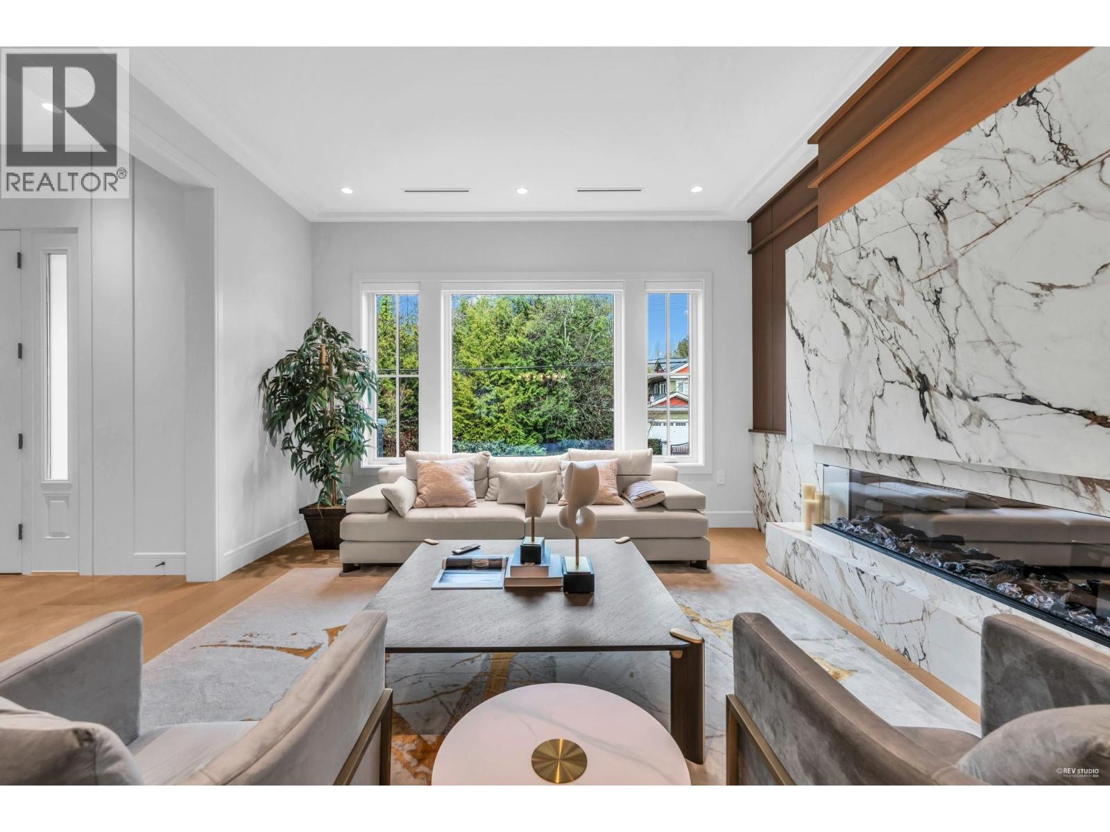 Photo 7 of 3852 W 50th Avenue, Vancouver BC