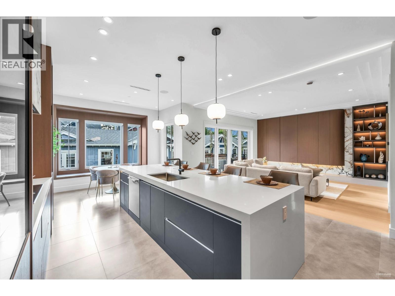 Photo 15 of 3852 W 50th Avenue, Vancouver BC