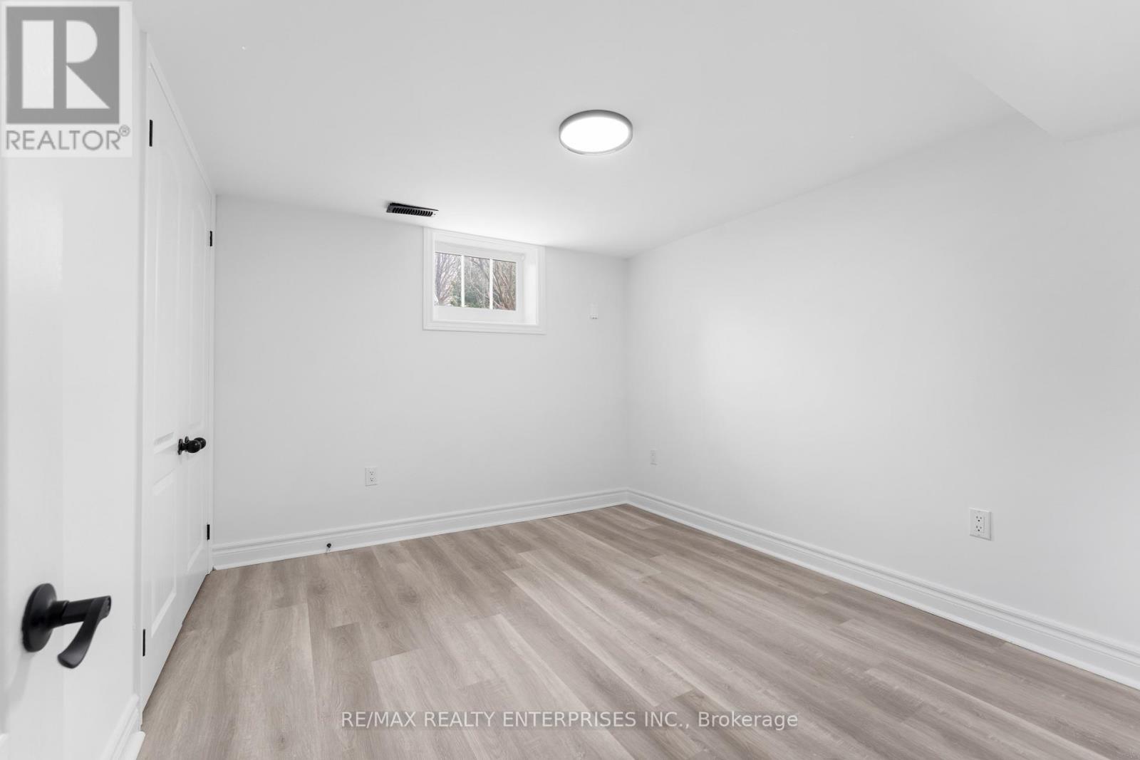 Photo 10 of Bsmt 3 Dallyn Crescent, Toronto ON