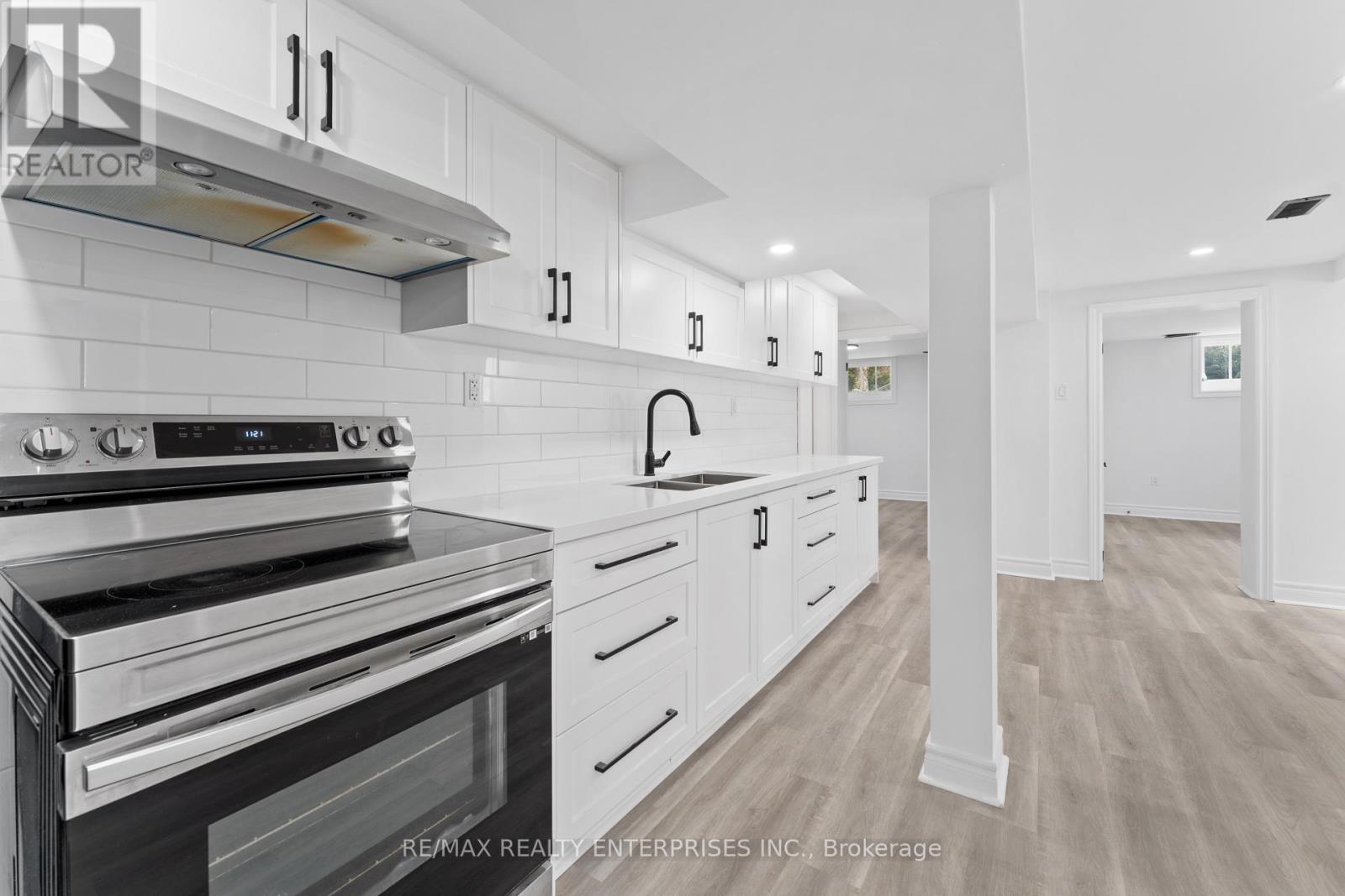 Photo 4 of Bsmt 3 Dallyn Crescent, Toronto ON