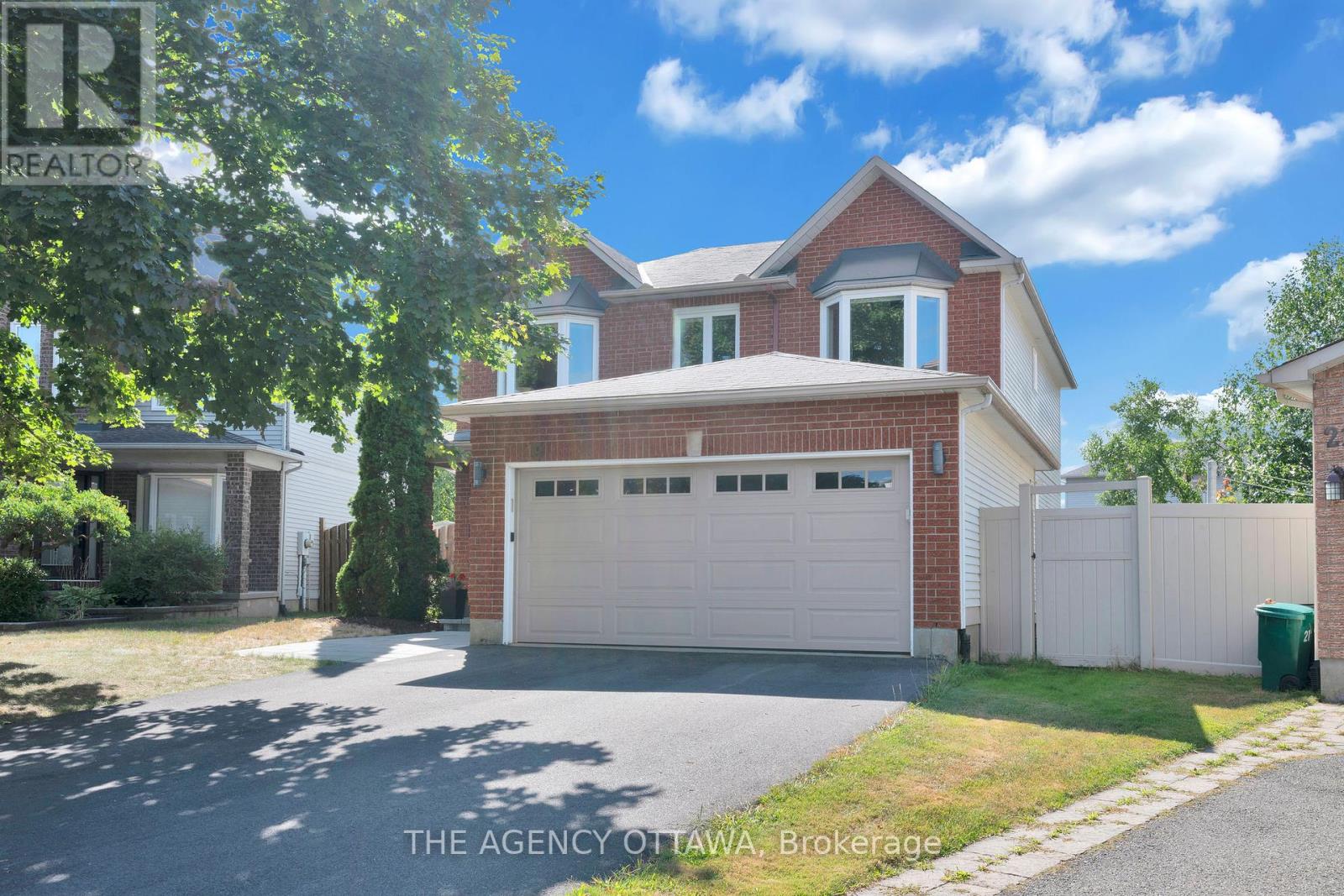 Welcome to 19 Forestglade Crescent