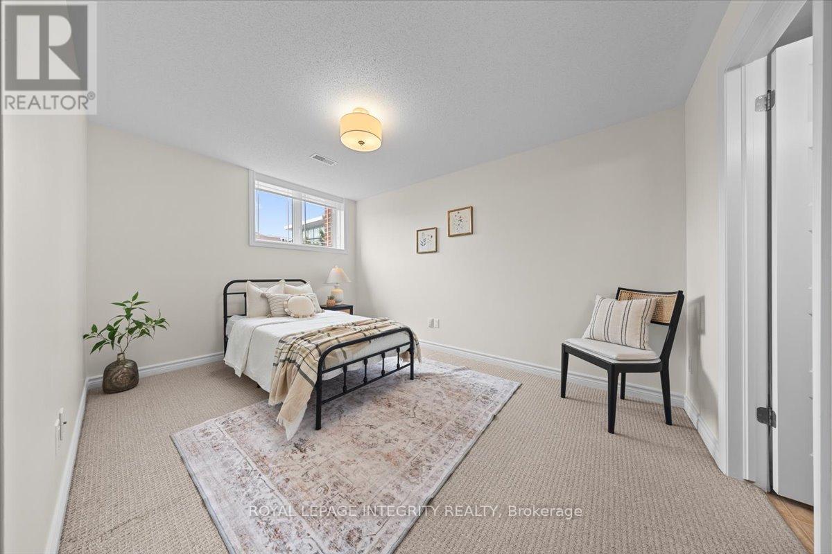 Photo 19 of 72 732 Lakeridge Drive, Ottawa ON