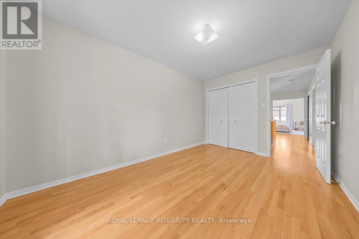 Photo 30 of 2093 Bergamot Circle, Ottawa ON