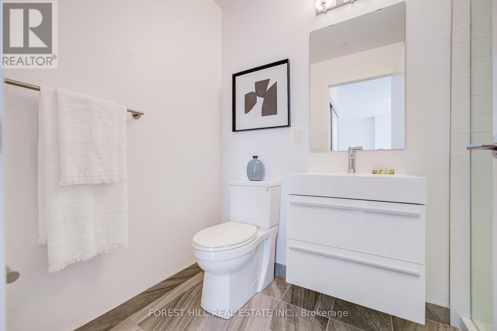 Photo 11 of 409 181 Bedford Road, Toronto ON