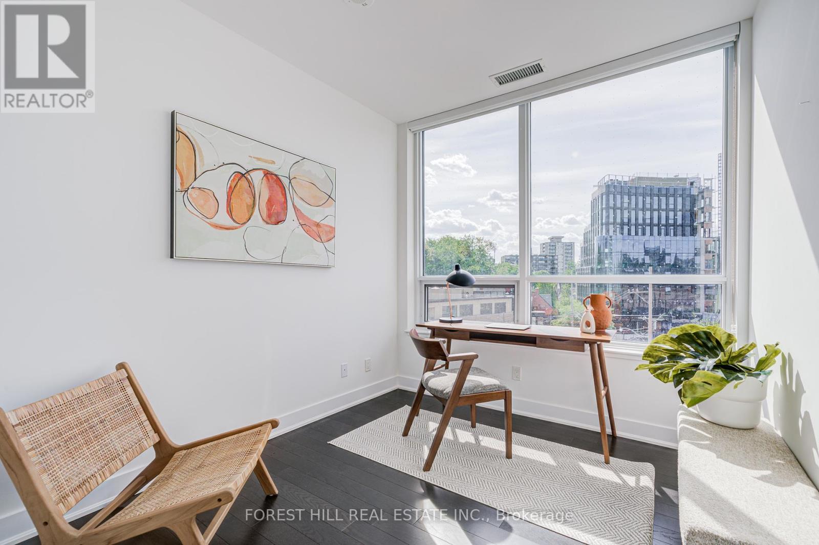 Photo 15 of 409 181 Bedford Road, Toronto ON
