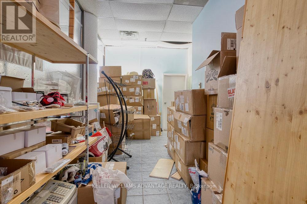 Photo 8 of 103 302 Spadina Avenue, Toronto ON