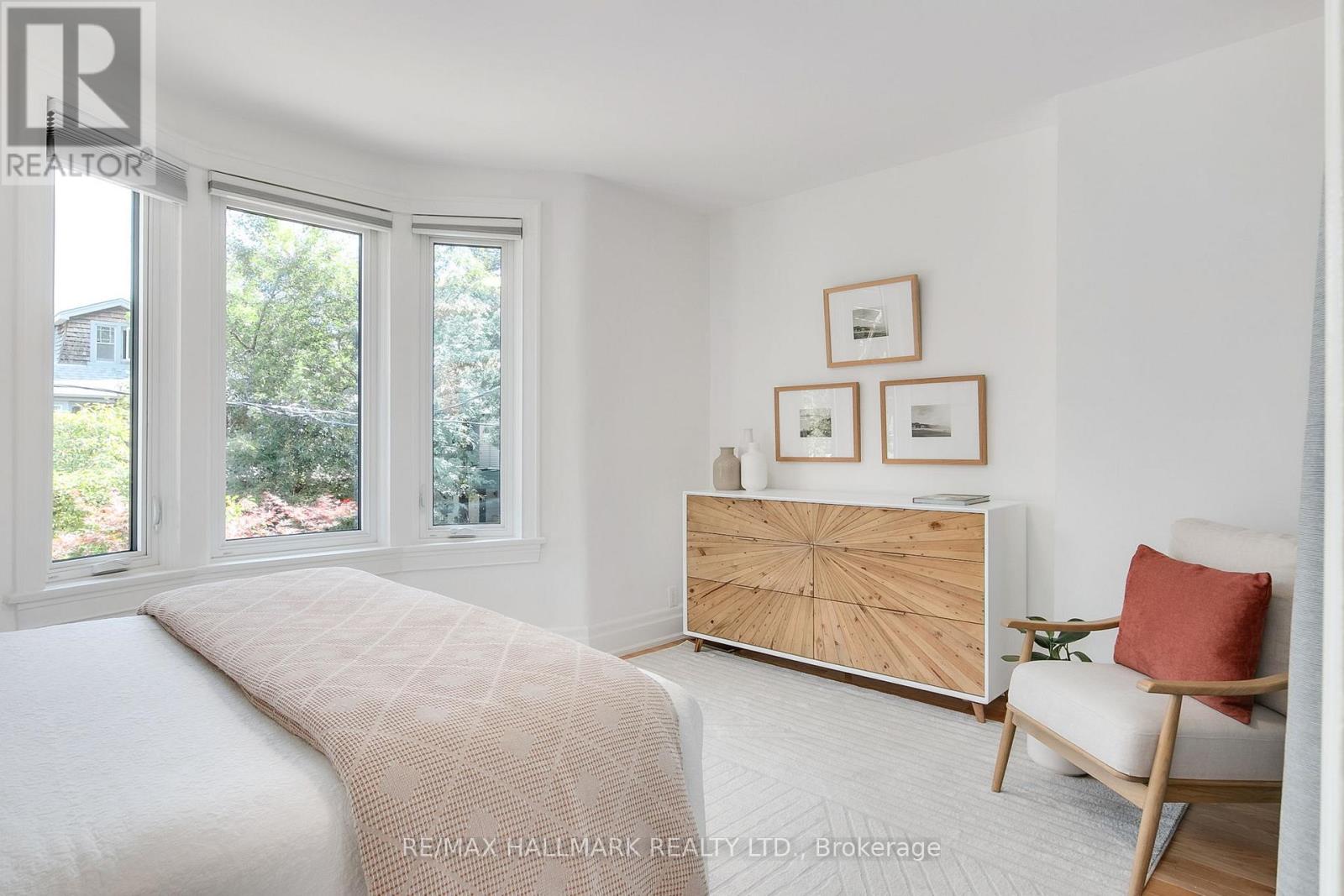 Photo 12 of 144 Langford Avenue, Toronto ON