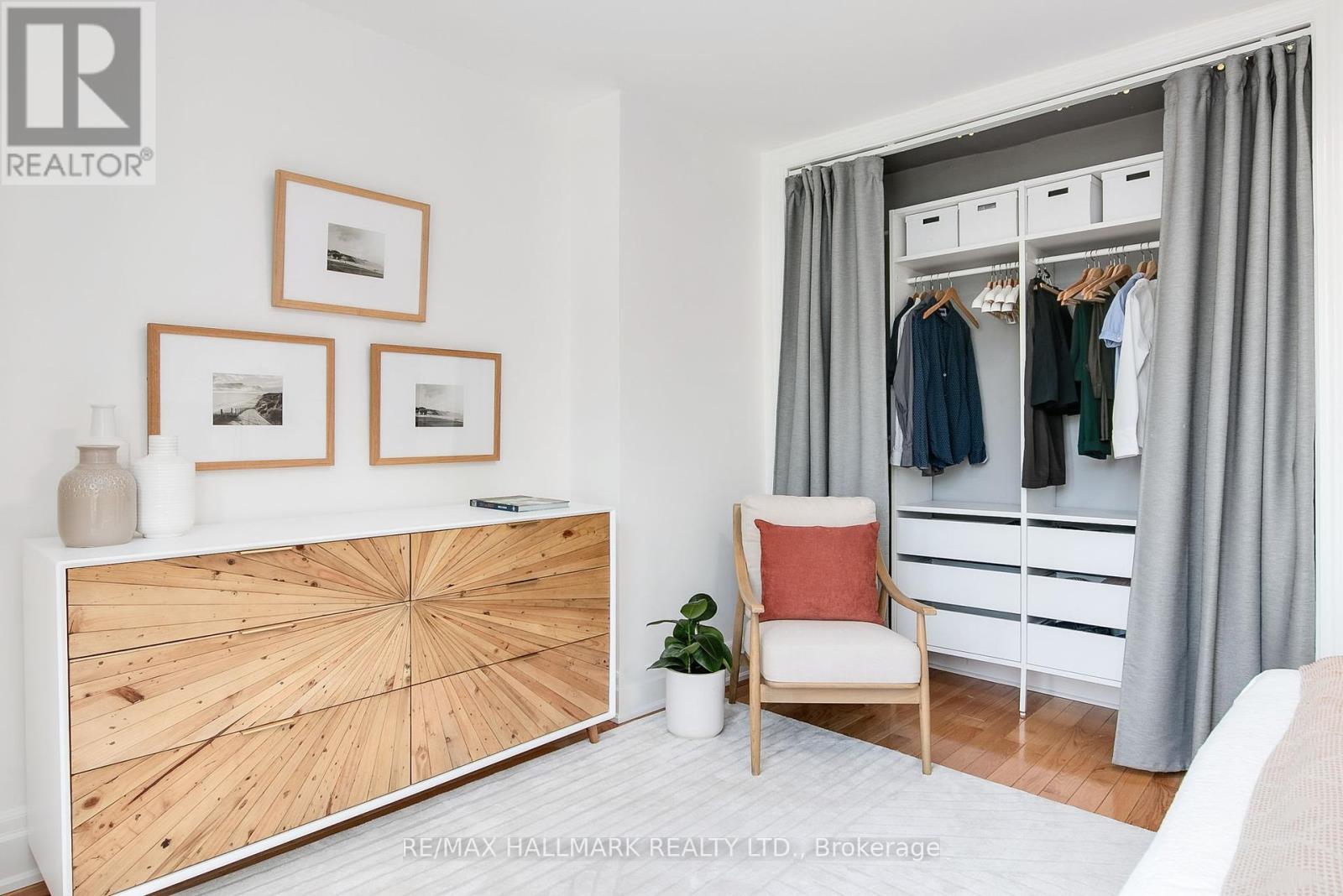 Photo 13 of 144 Langford Avenue, Toronto ON