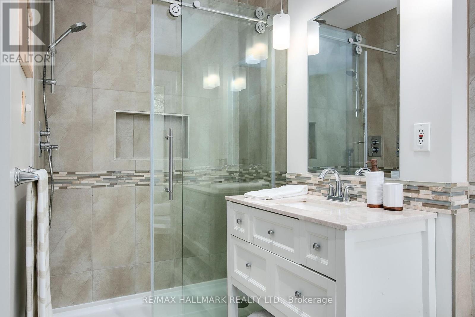 Photo 21 of 144 Langford Avenue, Toronto ON