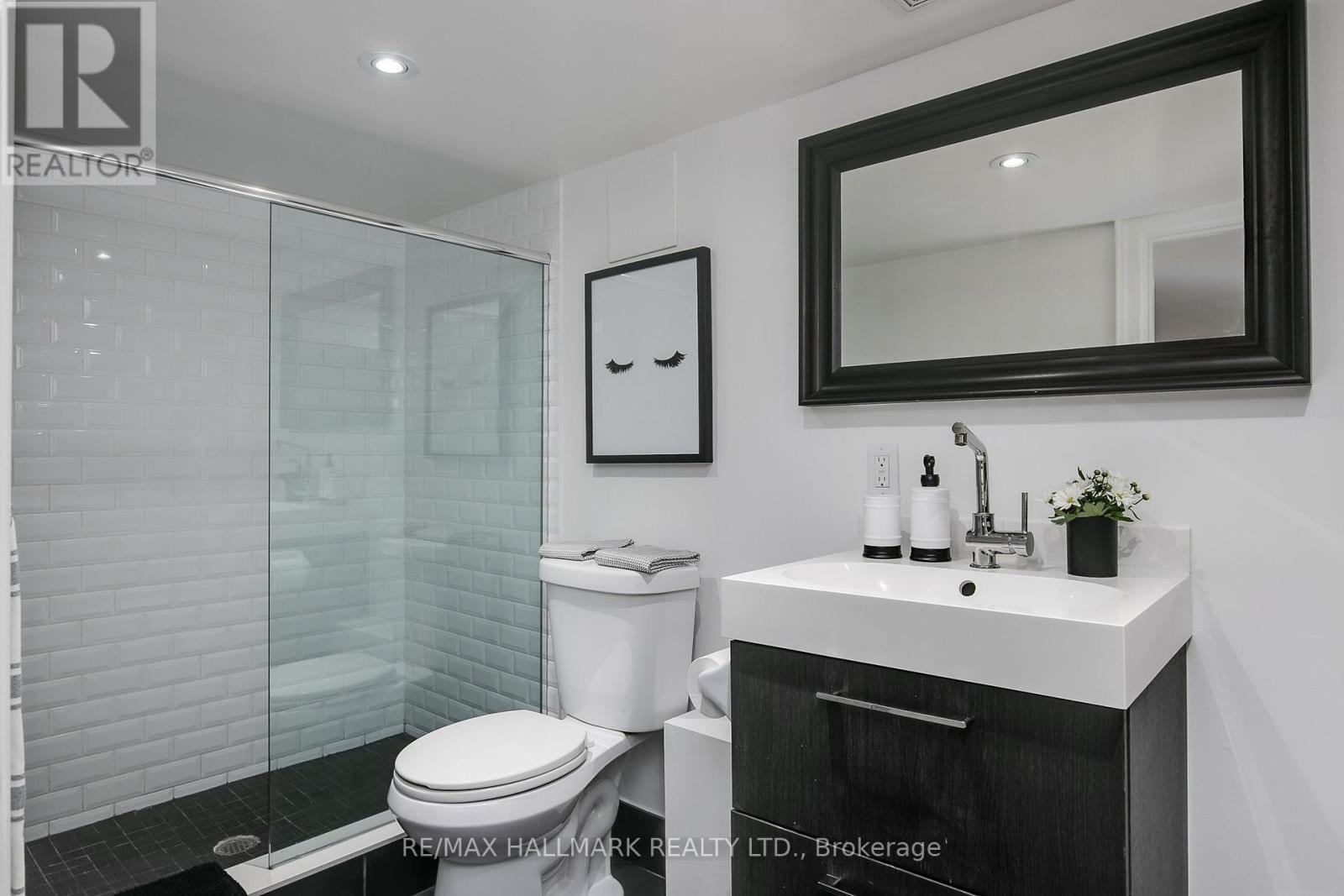Photo 27 of 144 Langford Avenue, Toronto ON
