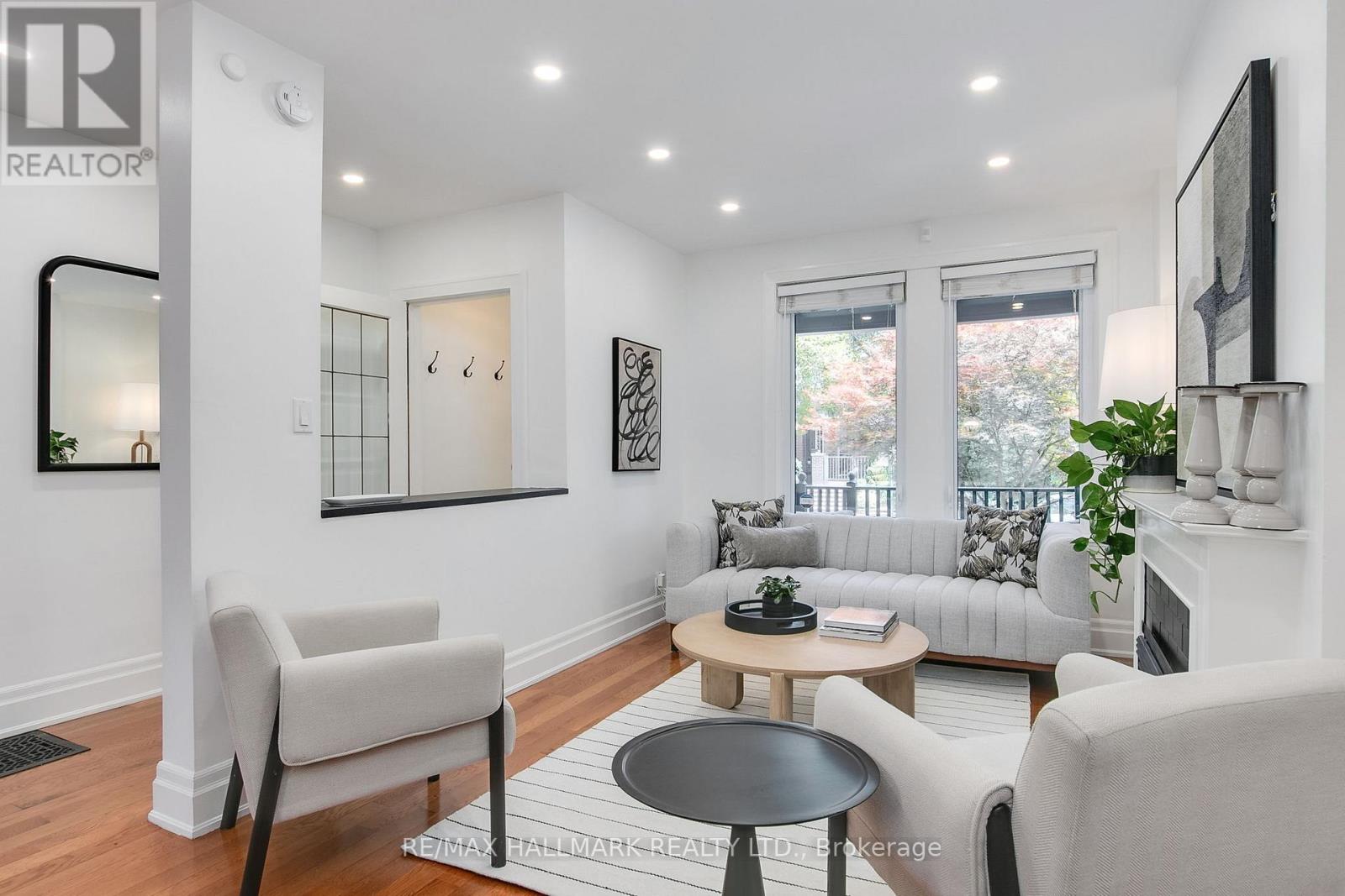Photo 3 of 144 Langford Avenue, Toronto ON