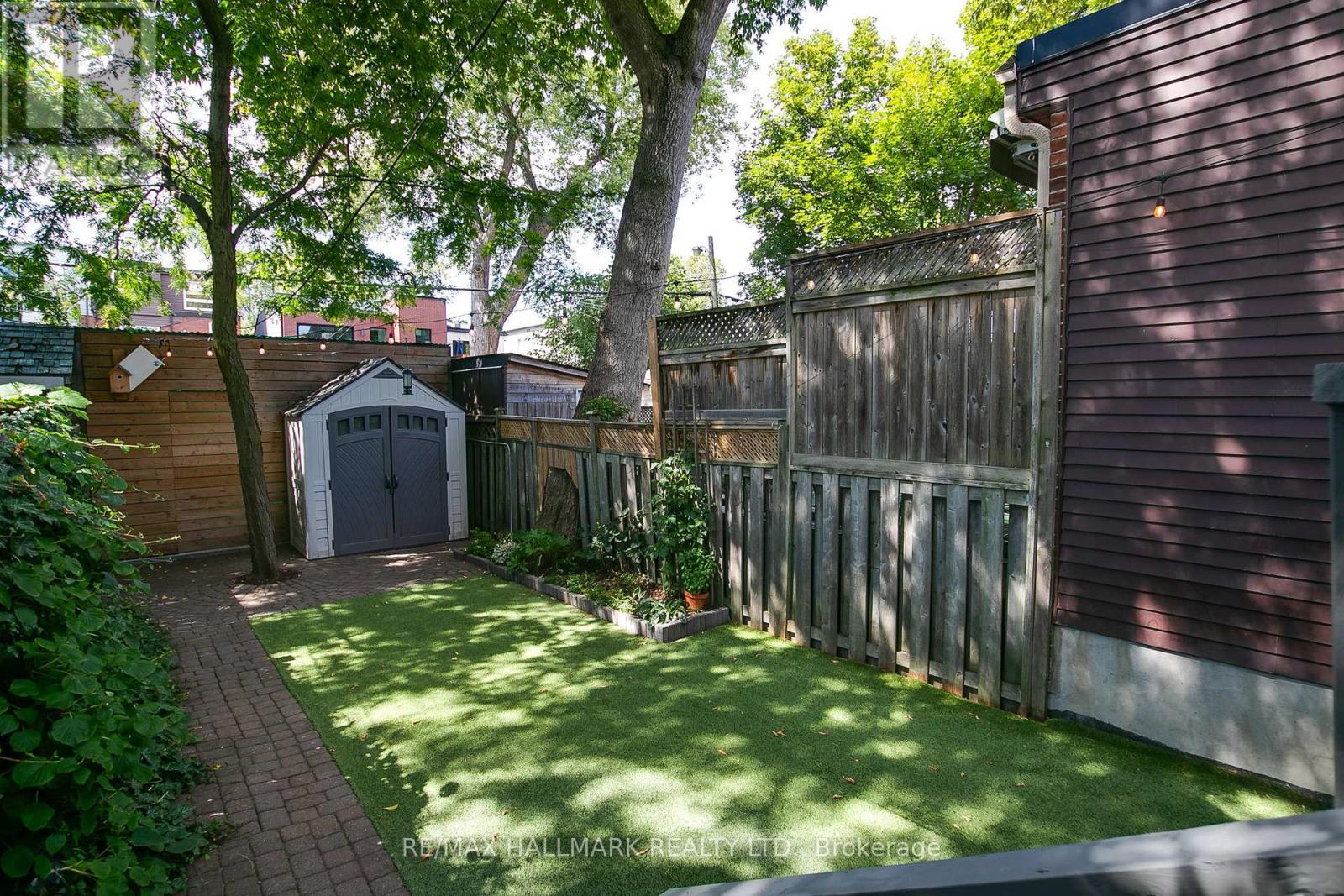 Photo 31 of 144 Langford Avenue, Toronto ON