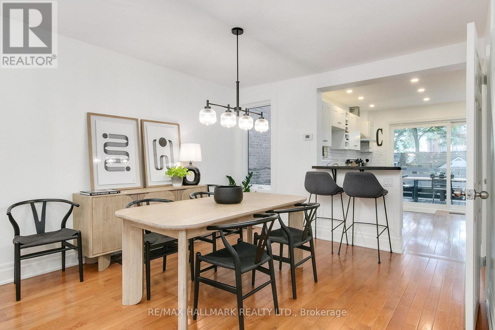Photo 6 of 144 Langford Avenue, Toronto ON