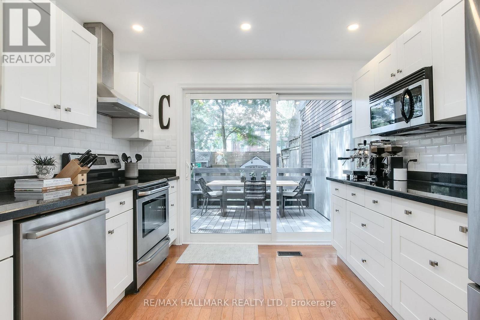 Photo 9 of 144 Langford Avenue, Toronto ON