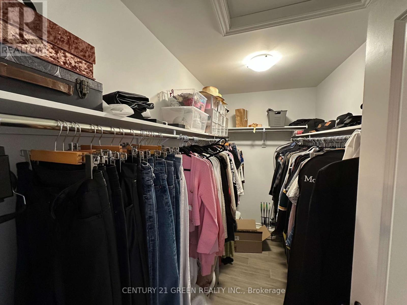 Photo 21 of 170 Rosie Street, Blue Mountains ON