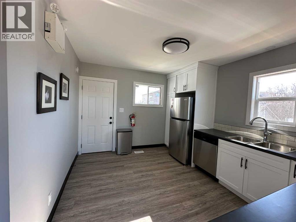 Photo 5 of 4517 55 Ave, Olds AB
