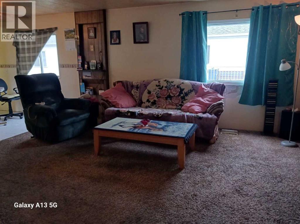 5404 42 Street, Innisfail