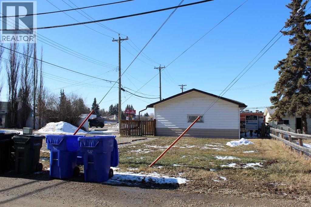 Photo 23 of 4517 55 Ave, Olds AB
