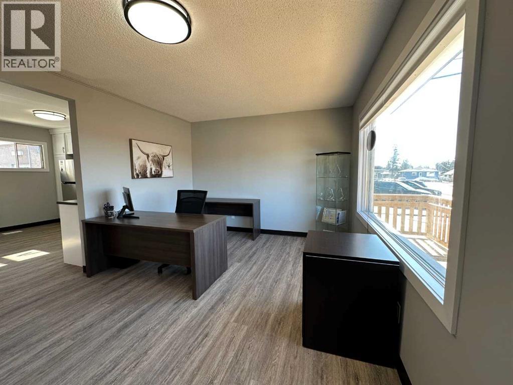 Photo 14 of 4517 55 Ave, Olds AB