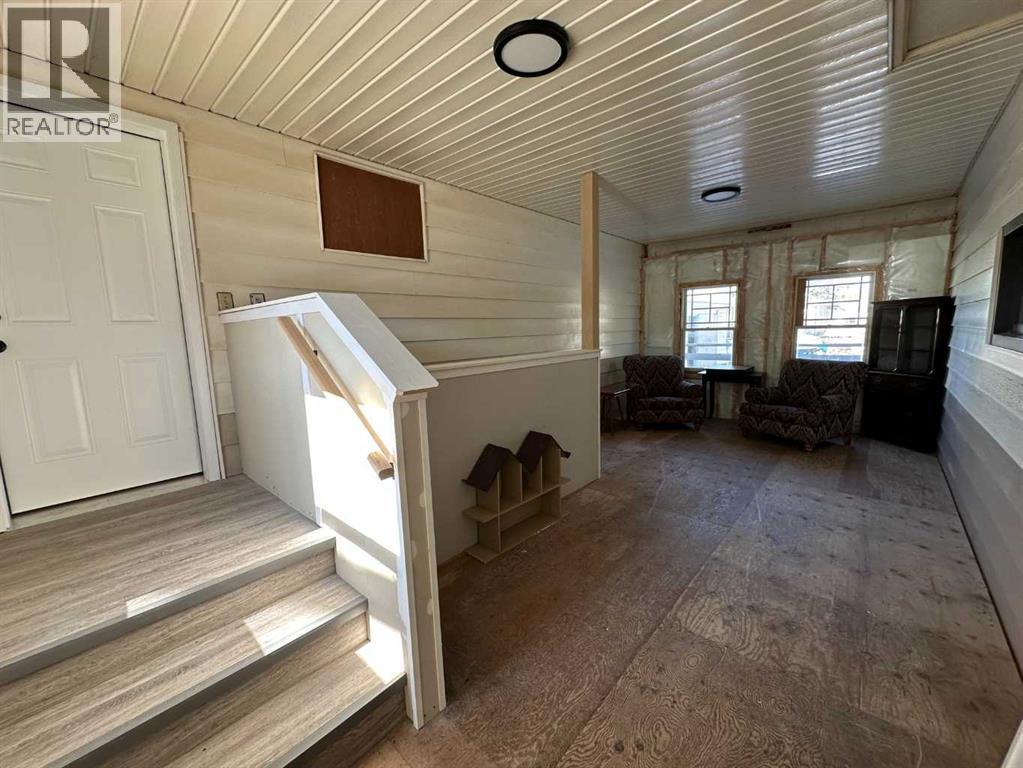 Photo 19 of 4517 55 Ave, Olds AB