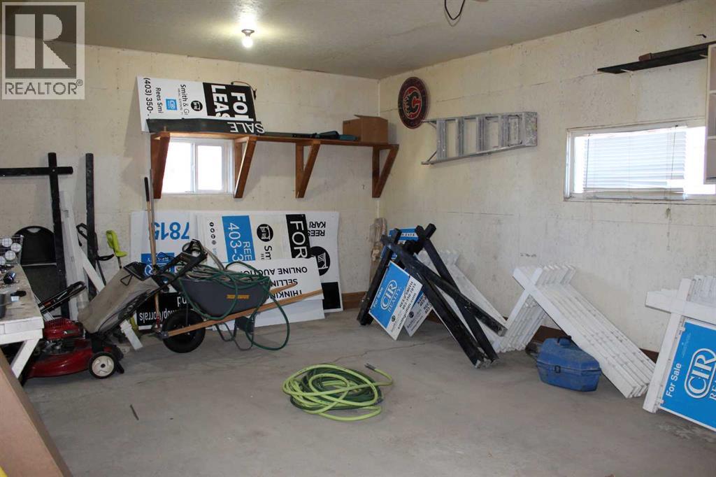 Photo 24 of 4517 55 Ave, Olds AB