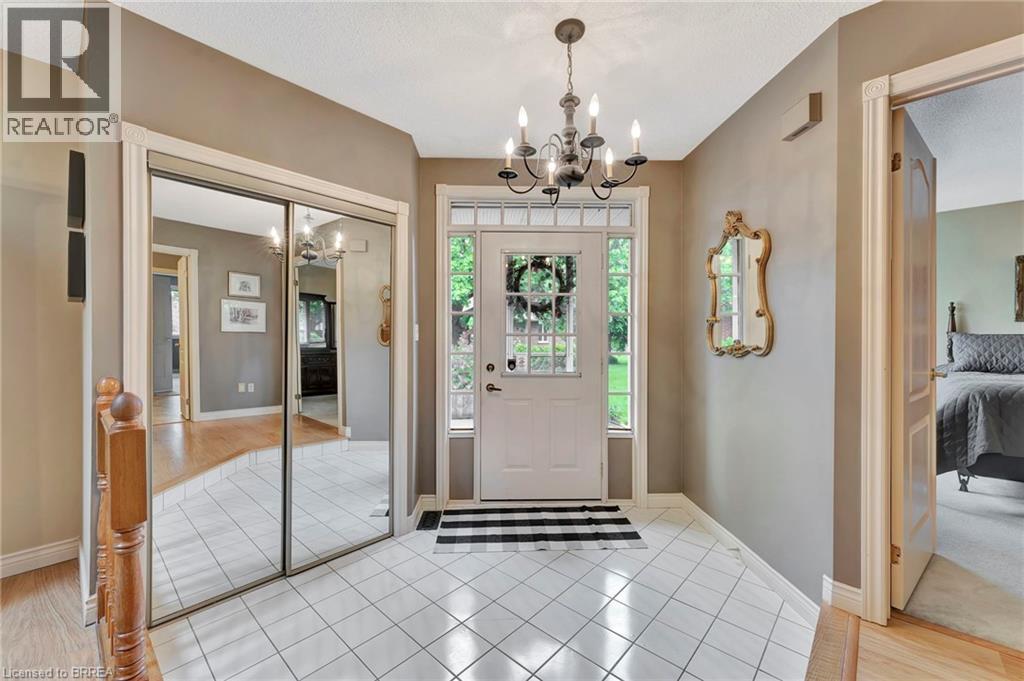Photo 5 of 71 Beasley Crescent Unit 7, Cambridge ON