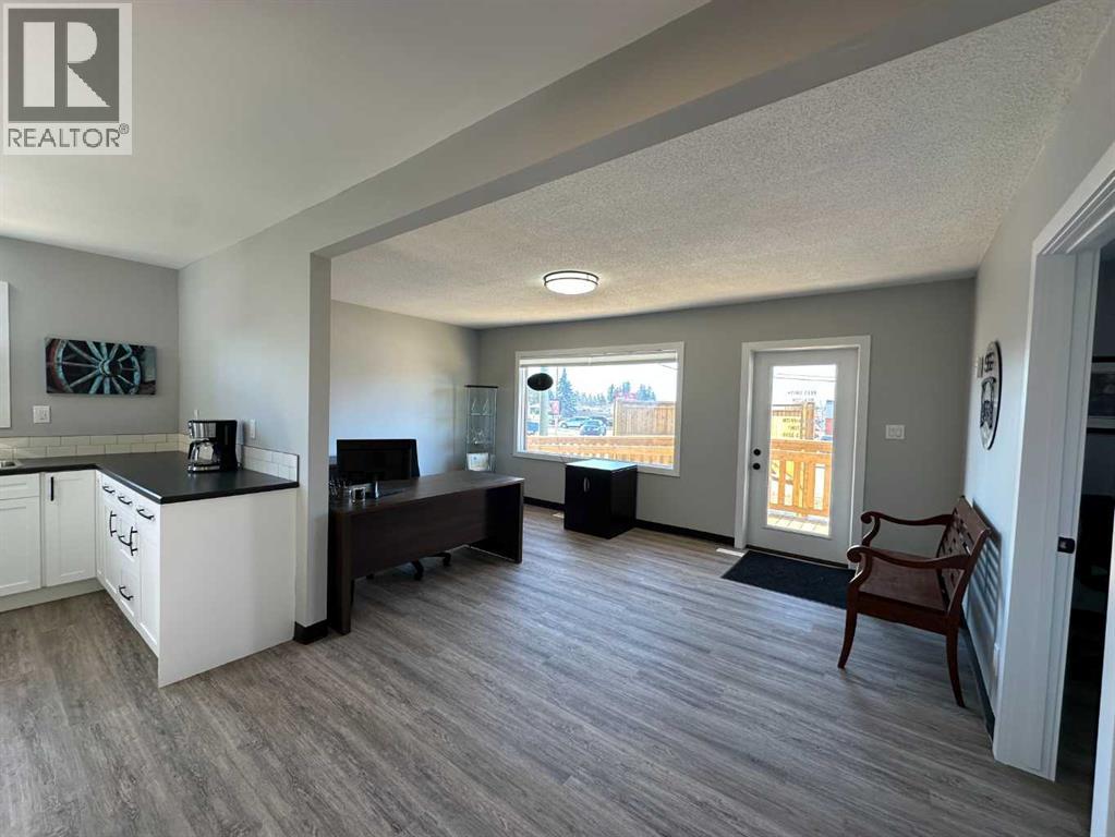 Photo 8 of 4517 55 Ave, Olds AB