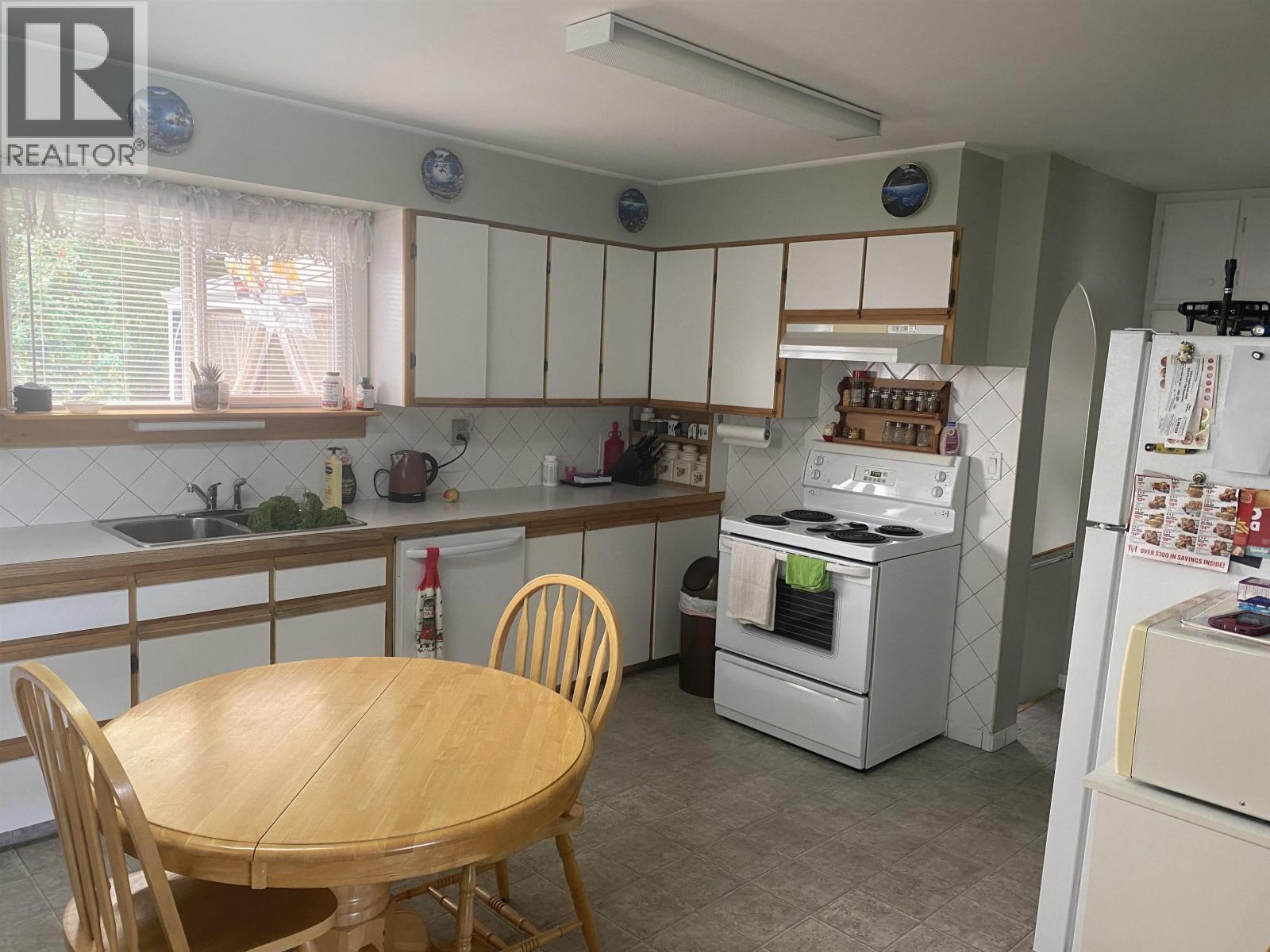 Photo 26 of 2923 Ferry Avenue, Prince George BC