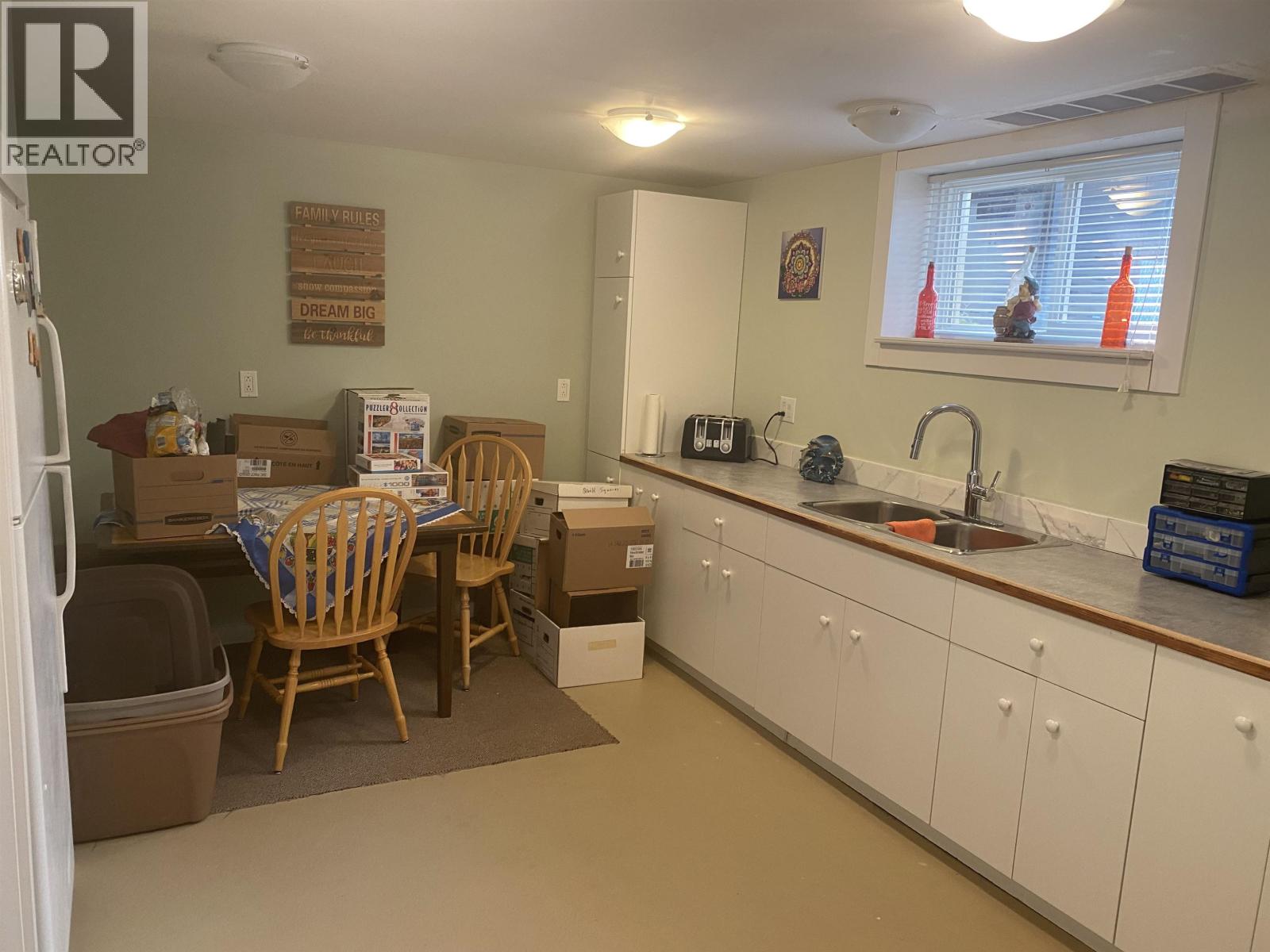 Photo 33 of 2923 Ferry Avenue, Prince George BC