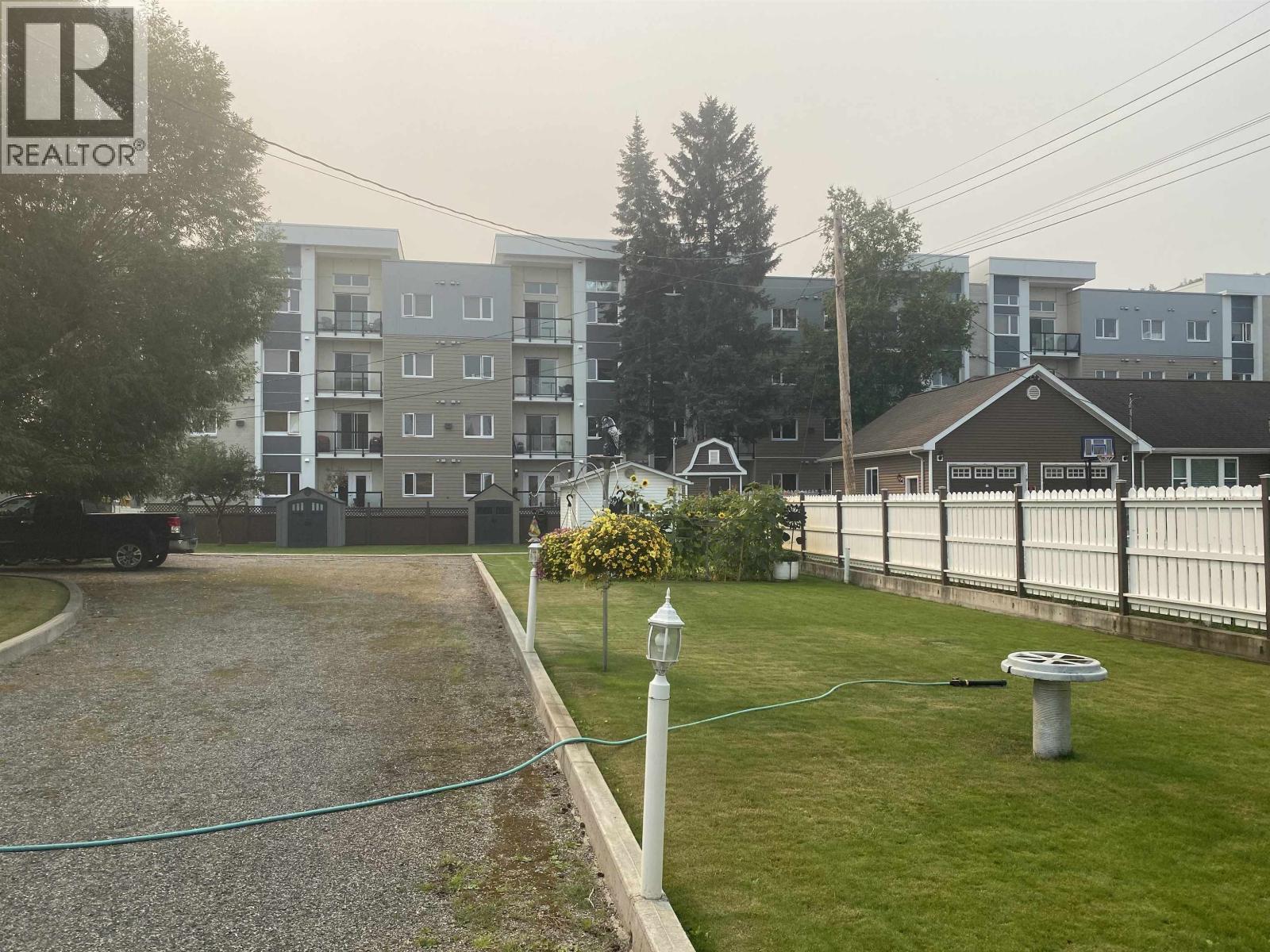 Photo 13 of 2923 Ferry Avenue, Prince George BC
